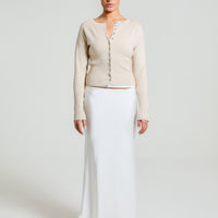 - Cárdigan abotonado