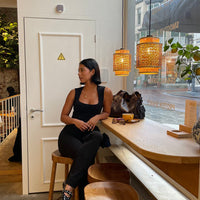 - Camiseta sin mangas