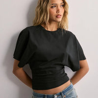 - Camiseta de manga ancha