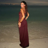 - Vestido largo de encaje