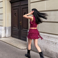 - Minifalda con volante