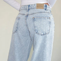 - Jeans de tiro bajo