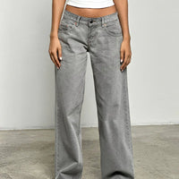 - Jeans de tiro bajo