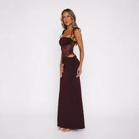 - Vestido largo de encaje