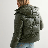 - Abrigo de plumas brillo