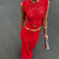 - Ropa de Encaje Elegante