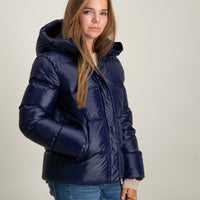 - Abrigo de plumas mate