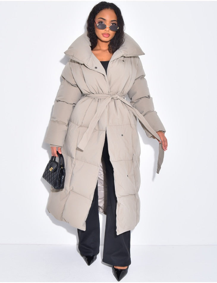 - Abrigo largo acolchado