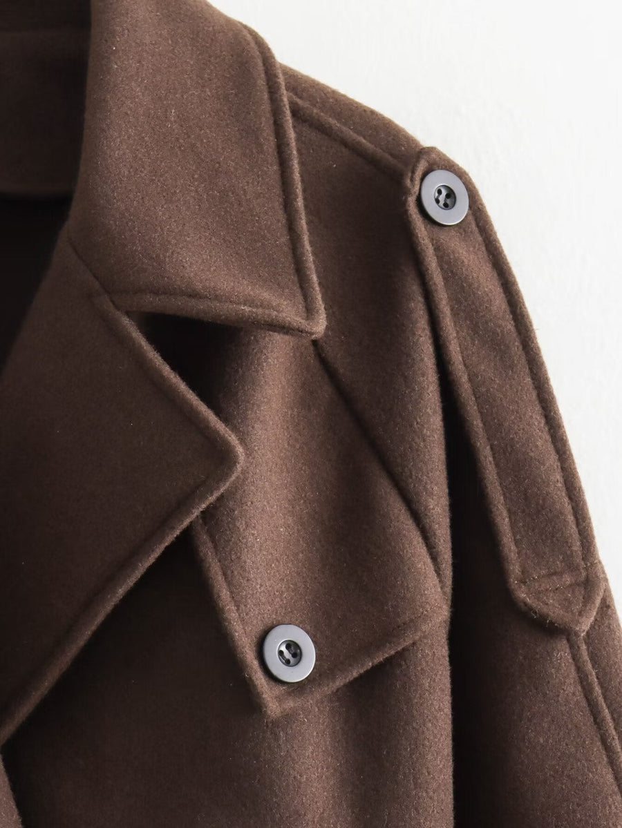 - Abrigo de lana cinturón